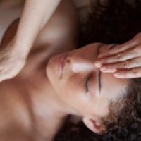 Reiki Treatment bringt Körper und Geist wieder ins Gleichgewicht